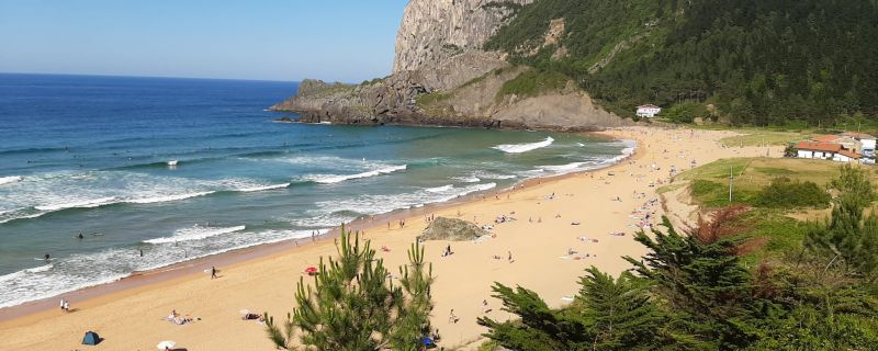 Cinco planes de playa para que disfrutes de un verano atípico con seguridad
