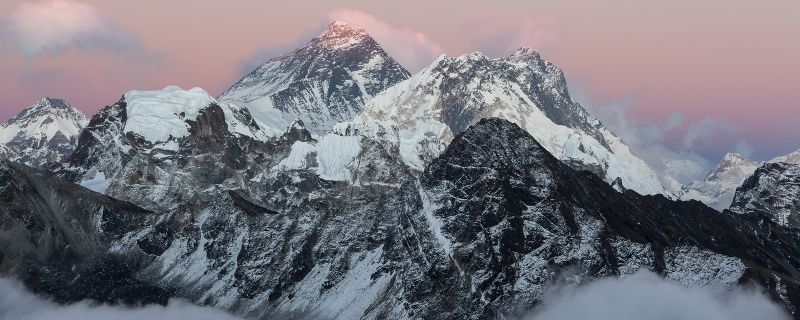 El brusco cambio del tiempo obliga a Txikon a abortar su ascenso al Everest sin oxígeno