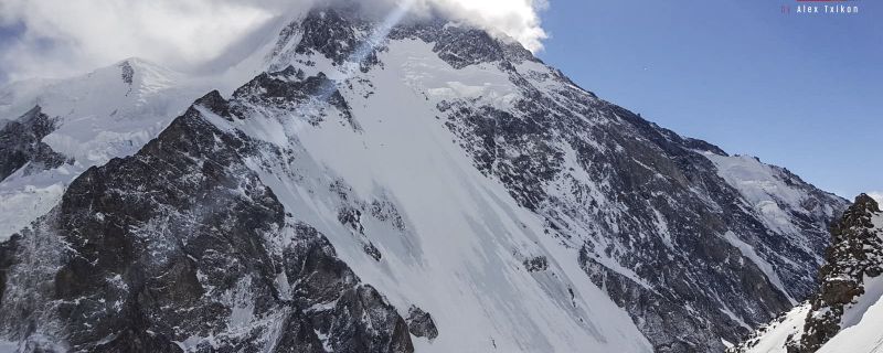 La expedición de Txikon al K2 invernal sufre sus primeras bajas